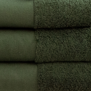 Klasiskais frotē dvielis «OLIMA 450» | Tumši zaļš