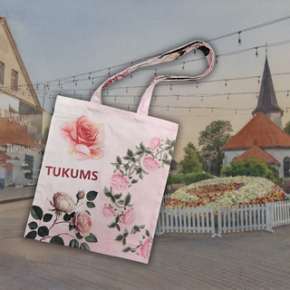 Tukuma Rožu svētku maisiņš – radīts no 50 metrus gara karoga | diz. 2
